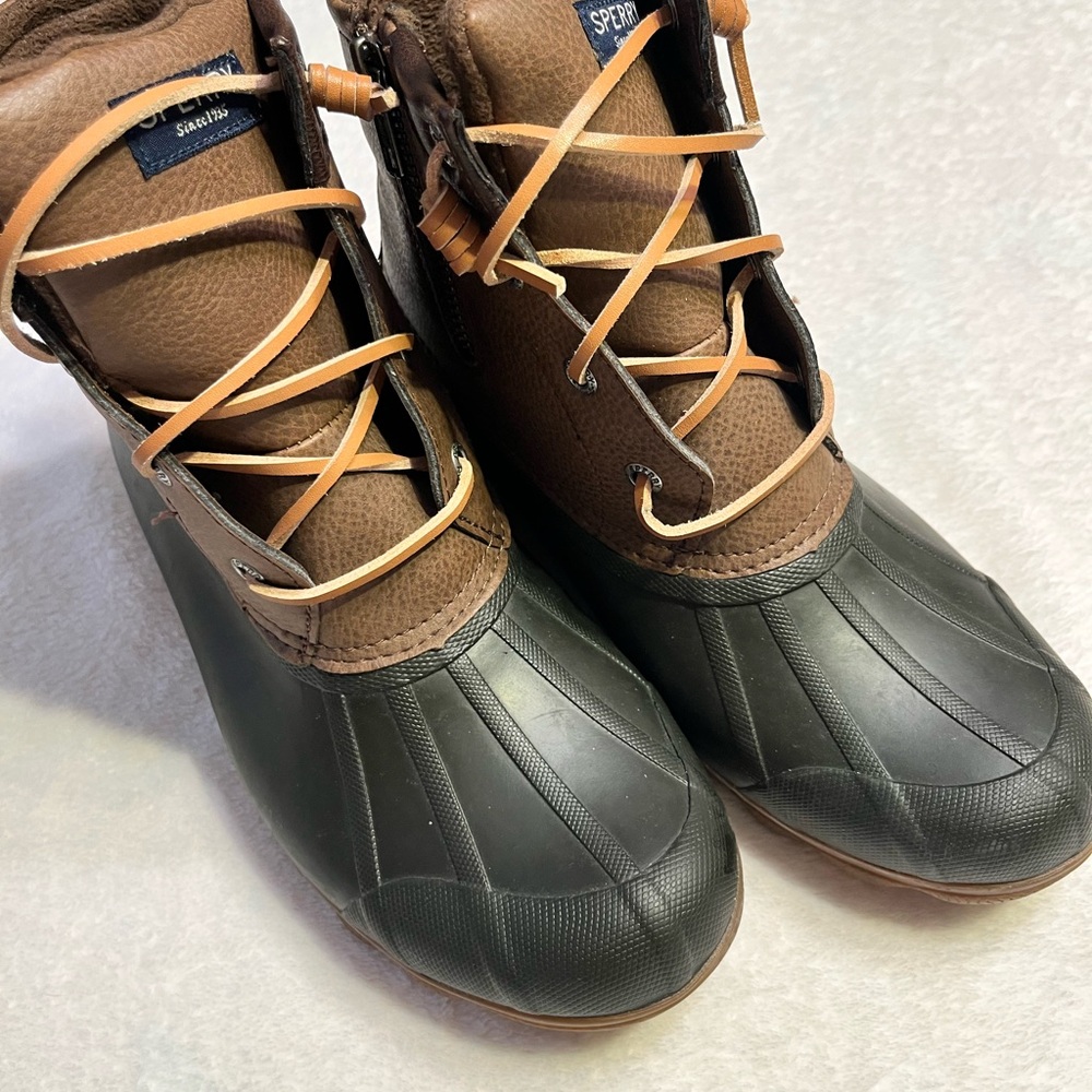 Sperry Brown & Black Waterproof Lace-Up Duck Boots